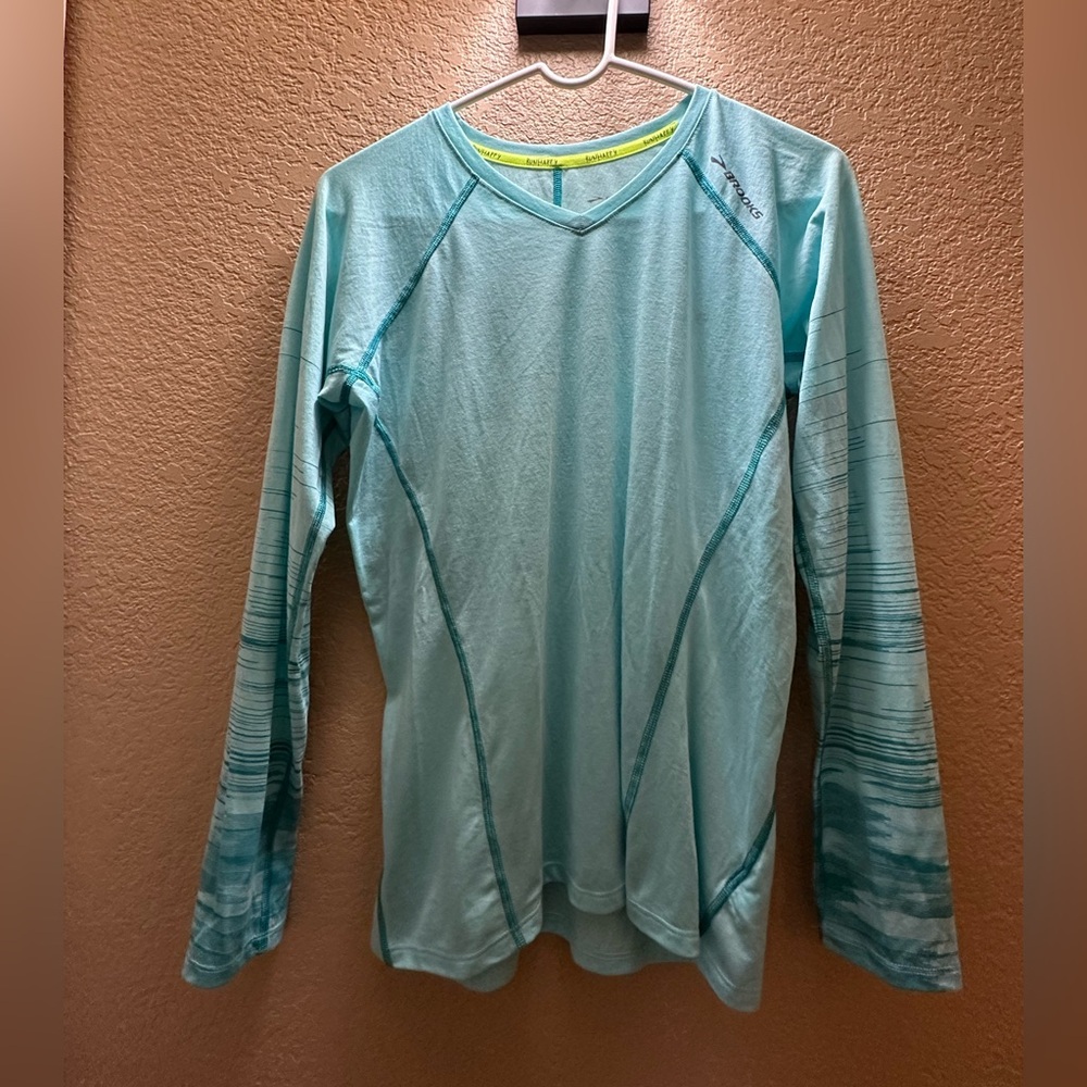 Brooks Run Happy Long Sleeve Lightweight Top